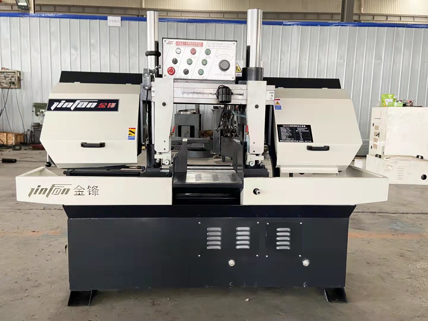 帶鋸床的日常養(yǎng)護包括哪些